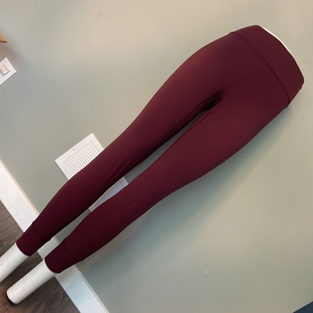 Lululemon size 4 leggings
